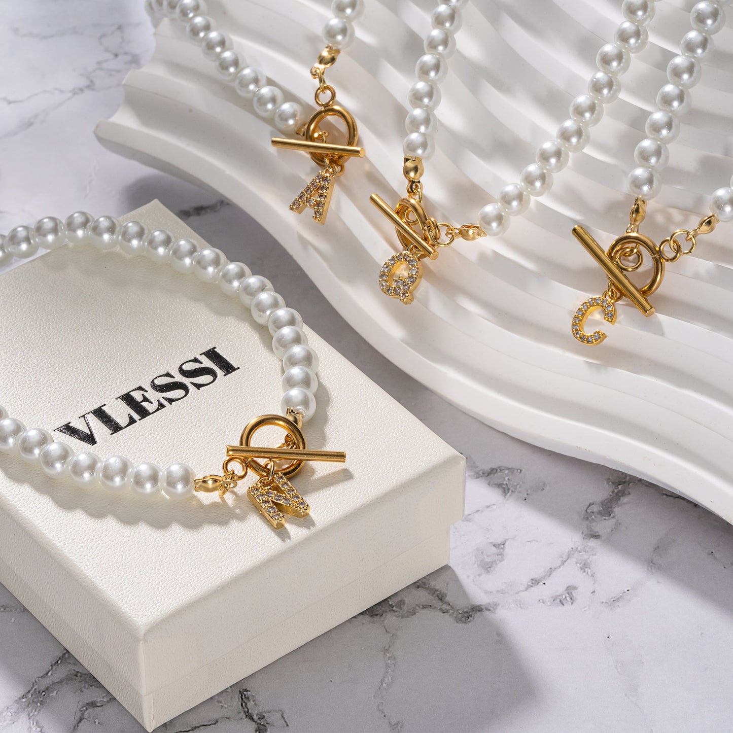 Pearl Kinda Girl Initial Necklace '18k Gold Plated'